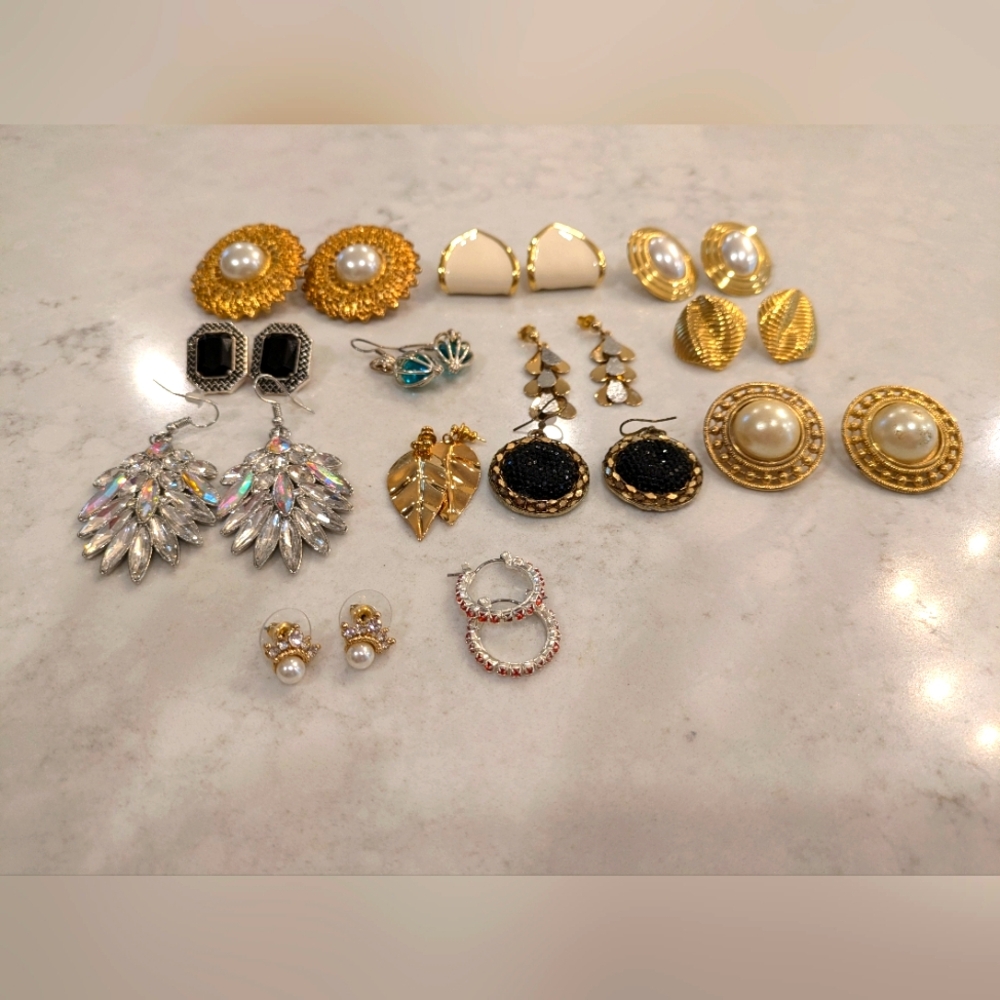 Elegant Gold and Black Earrings And Clips On Earrings Set Of 13